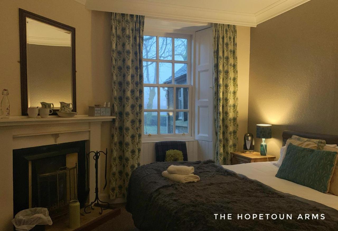 The Hopetoun Arms Hotel Leadhills Exterior foto